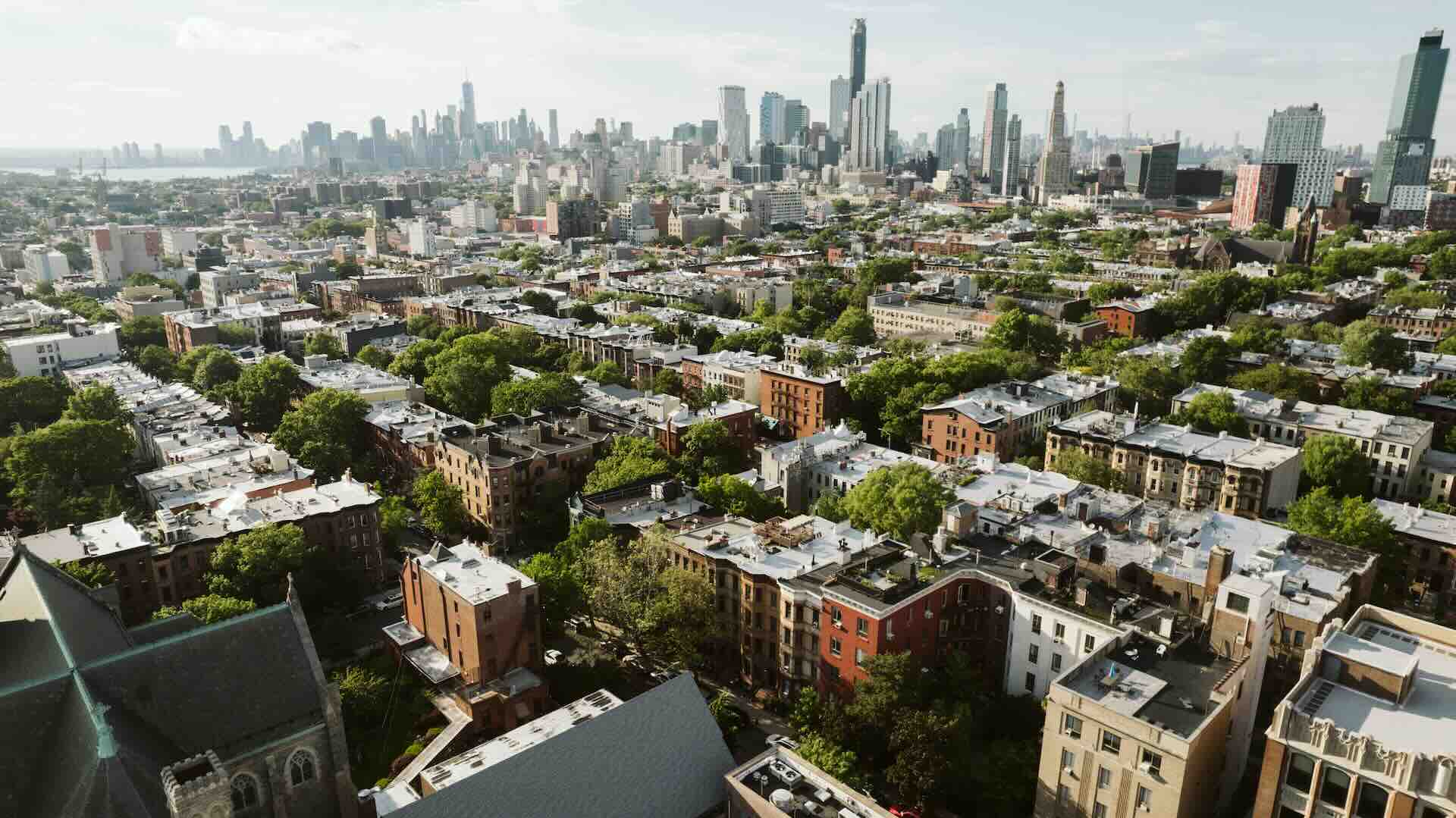 brooklyn neighborhoods with manhattan skyline
